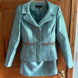 Tahari ASL Luxe light blue interview suit